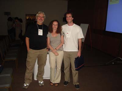 Mauricio with Débora Ronconi and Ernesto Birgin at SBPO 2007 in Fortaleza Brazil