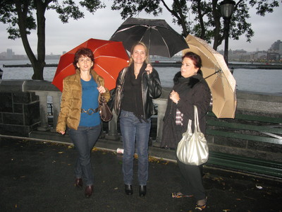 Lucia with Marina and Maria Luiza at Battery Park, NYC in October