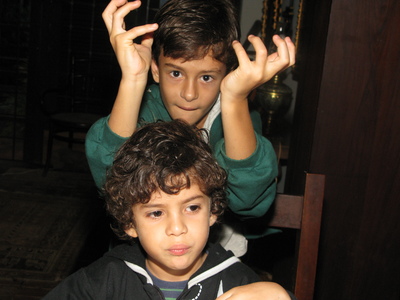 Mauricio's godson Breno (standing) with brother Renan (sons of Jayme Guimarães and Andrea Miranda) in Itaipava