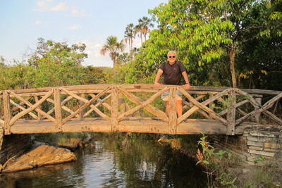 Mauricio on bridge near Pirenópolis