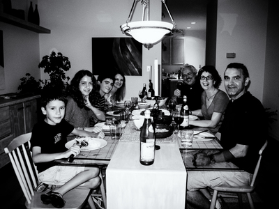 Dinner at home with Helena and Victor (and their children) in July