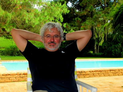 Maurico relaxing in Itaipava