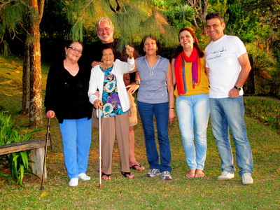 Mauricio with family in Itaipava