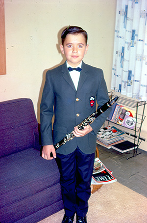 Mauricio Resende playing clarinet in Amhert.