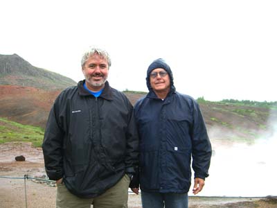 Mauricio and João Lauro Facó in Geysir, Iceland.
