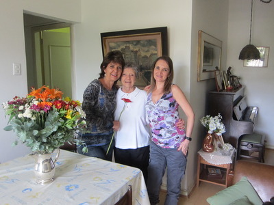 Lucia in Brazil with her mom and sister Regina