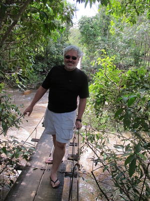 Mauricio on bridge near Pirenópolis, Brazil