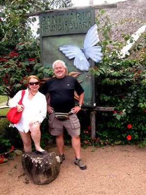 Mauricio with his sister Vilma at Santuário Nhundiaquara in Morretes, PR, Brazil in September