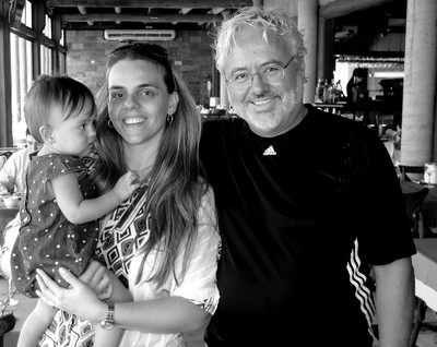 Mauricio with Flavia and her daughter Beatriz in Natal